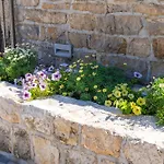 Stone House Kuna Vila *