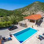 Stone House Kuna Vila Pridvorje