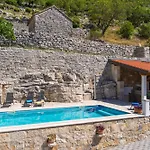 Stone House Kuna Vila *