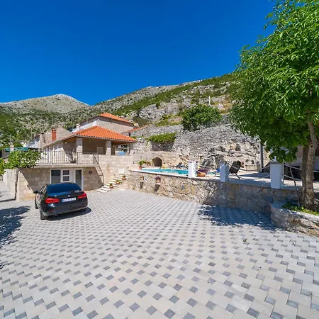 Stone House Kuna Villa *