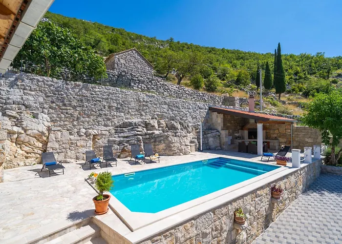 Stone House Kuna Vila *