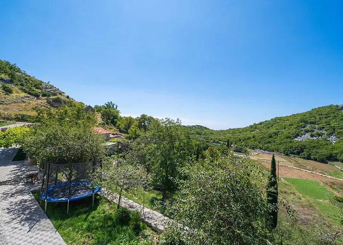 Vila Stone House Kuna