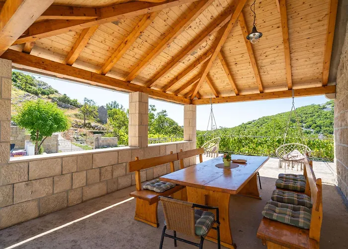 Vila Stone House Kuna Pridvorje