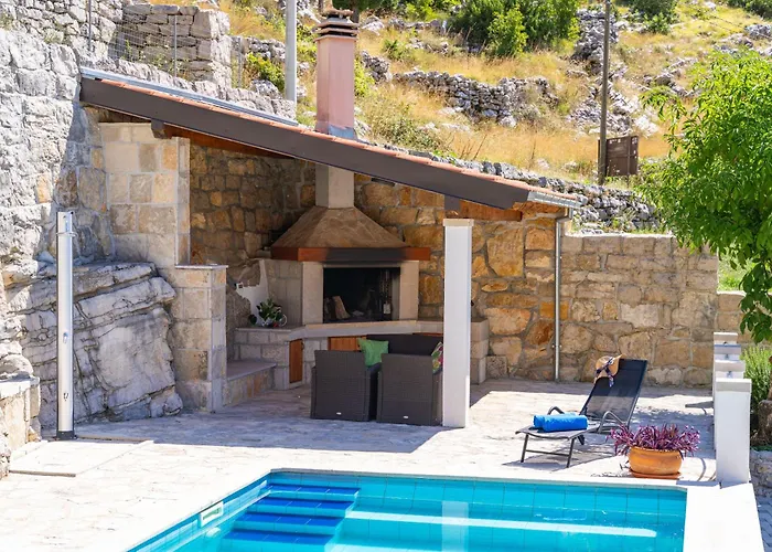 Stone House Kuna Vila