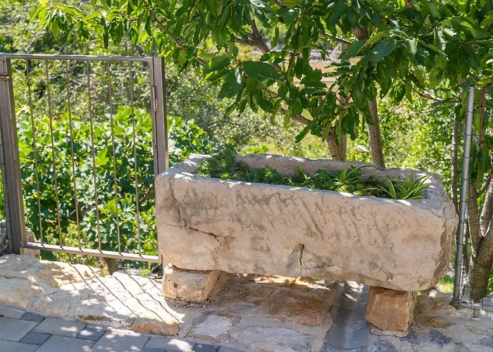 Vila Stone House Kuna